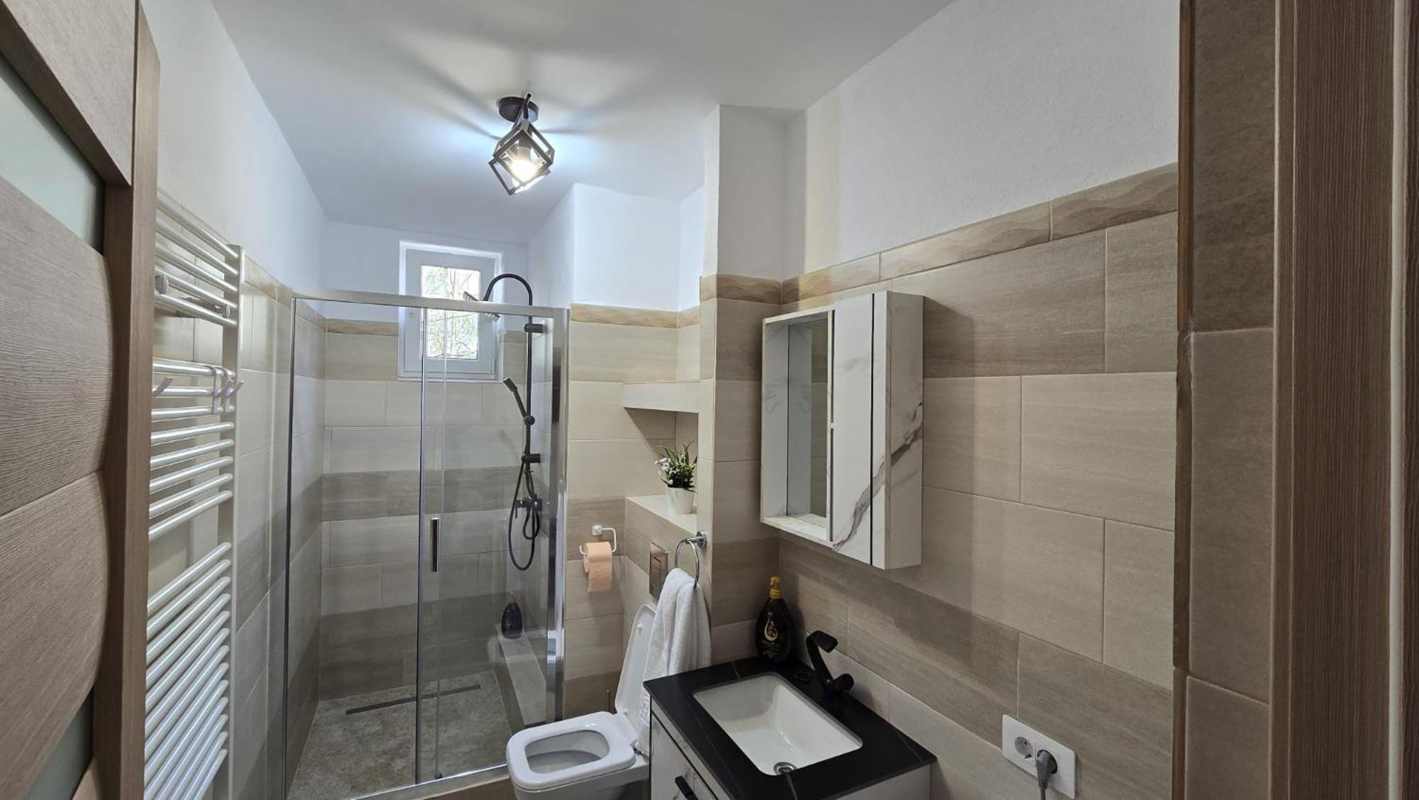 Apartament Confort Hd Хунедоара Екстериор снимка