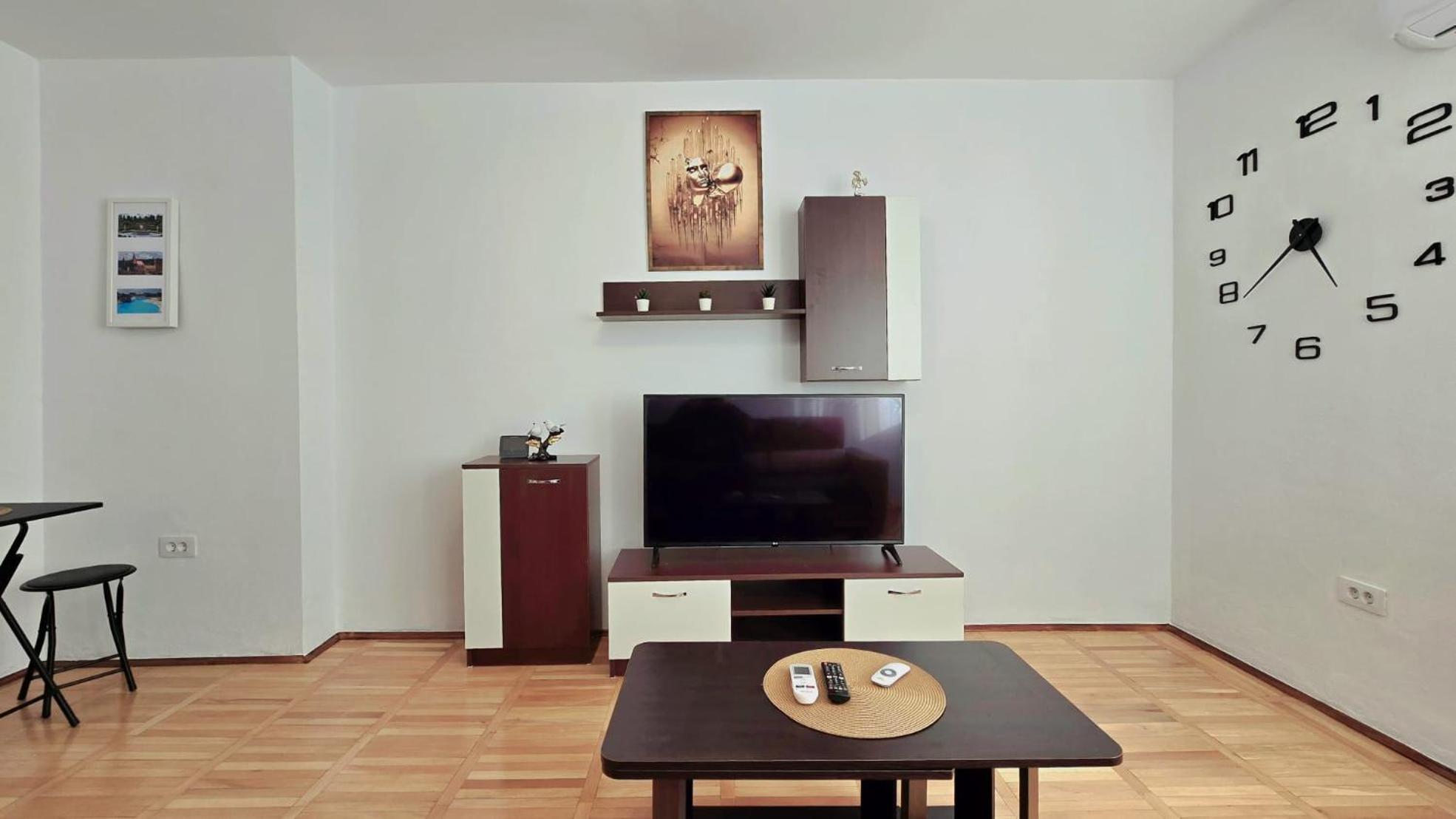 Apartament Confort Hd Хунедоара Екстериор снимка