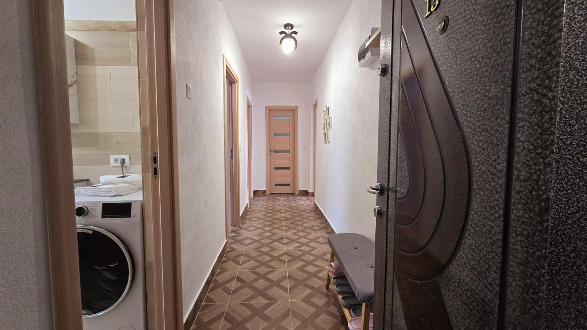 Apartament Confort Hd Хунедоара Екстериор снимка